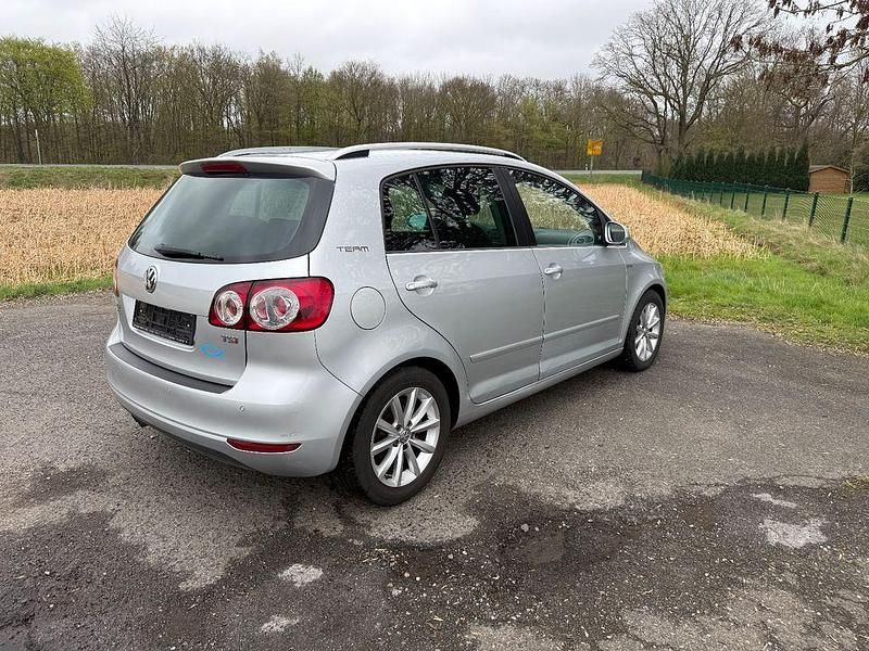 Gebraucht VW Golf Plus Cross Style 122 PS (89 kW) 2011 Silber Van / Kleinbus