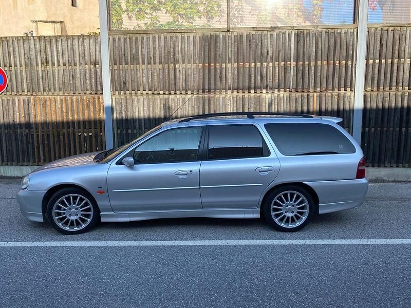 Silber Gebraucht 2000 Ford Mondeo ST200 Limousine | 6.500 € - Bild 1/1