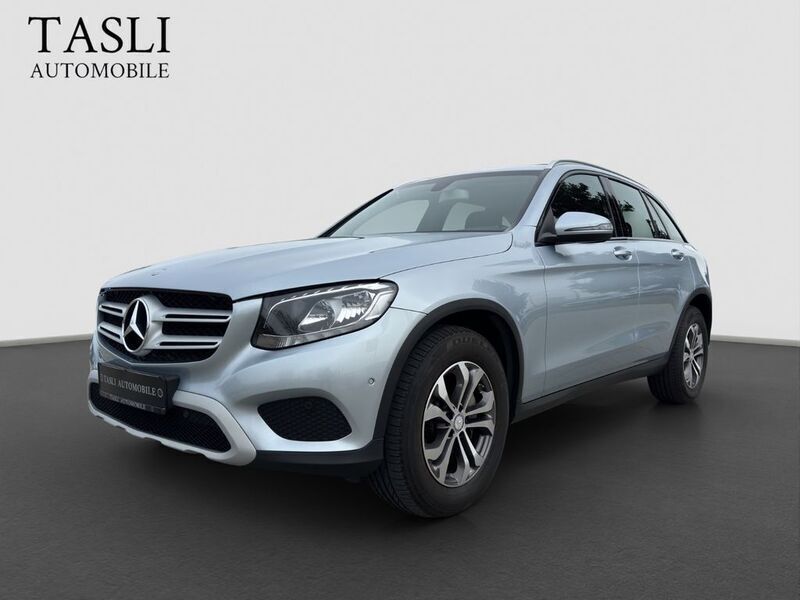 Silber Gebraucht 2016 Mercedes GLC220 SUV | 20.990 € (Guter Preis) - Bild 1/4