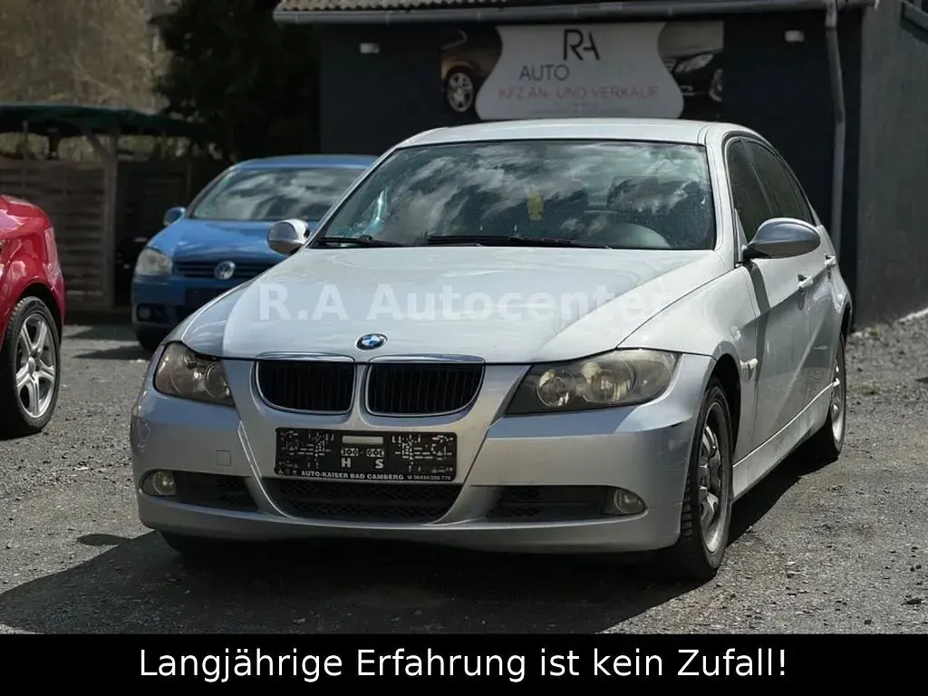 Second-hand BMW 320 150 CP (110 kW) 2005 Berlinǎ