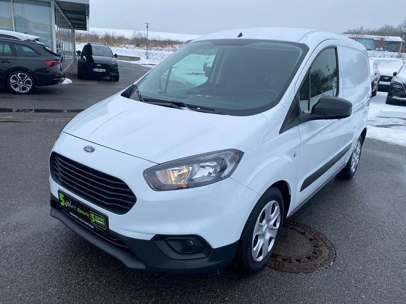 Gebraucht Ford Transit Trend 101 PS (74 kW) 2022 Frostweiß Van