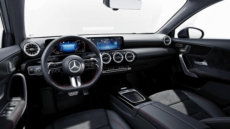 Kosmosschwarz Neu 2025 Mercedes A180 Limousine | 50.212 € (Teuer) - Bild 1/3