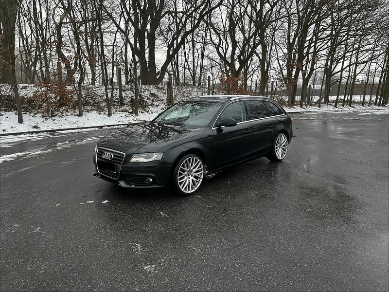 Schwarz Gebraucht 2012 Audi A4 Kombi | 9.500 € (Superpreis) - Bild 1/4