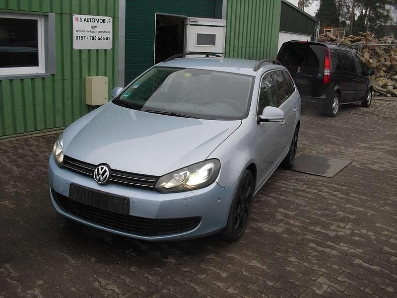 Heaven blue metallic Gebraucht 2010 VW Golf Comfortline Kombi | 2.999 € (Superpreis) - Bild 1/4