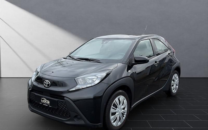 Gebraucht Toyota Aygo X Business Edition 72 PS (52 kW) 2024 Schwarz SUV