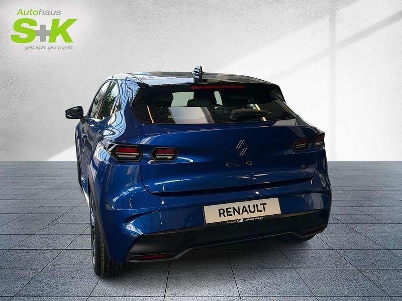 Ny Renault Clio V Evolution 158 HK (116 kW) 2026 Blå Sedan