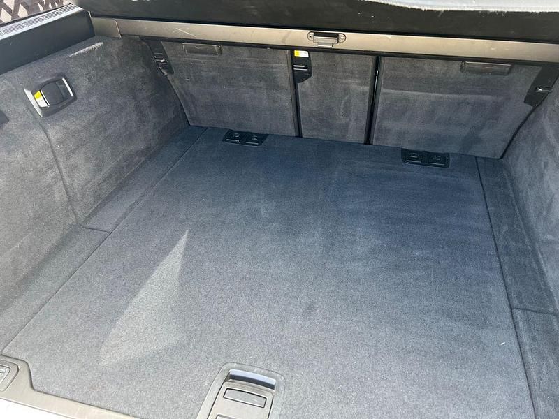 Gebraucht BMW 525 Luxury Line 218 PS (160 kW) 2015 Schwarz Kombi