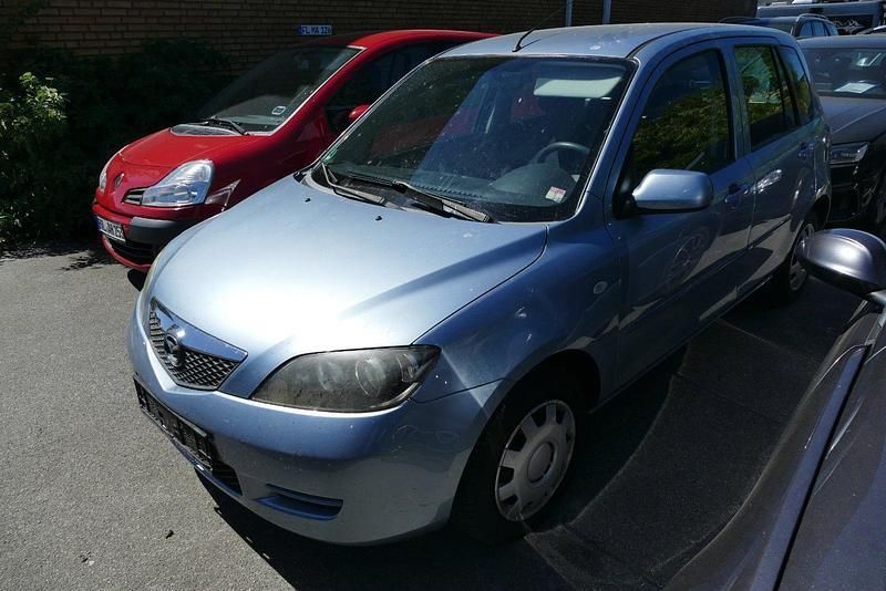 Blau Gebraucht 2007 Mazda 2 Active Kleinwagen | 990 € (Fairer Preis) - Bild 1/4
