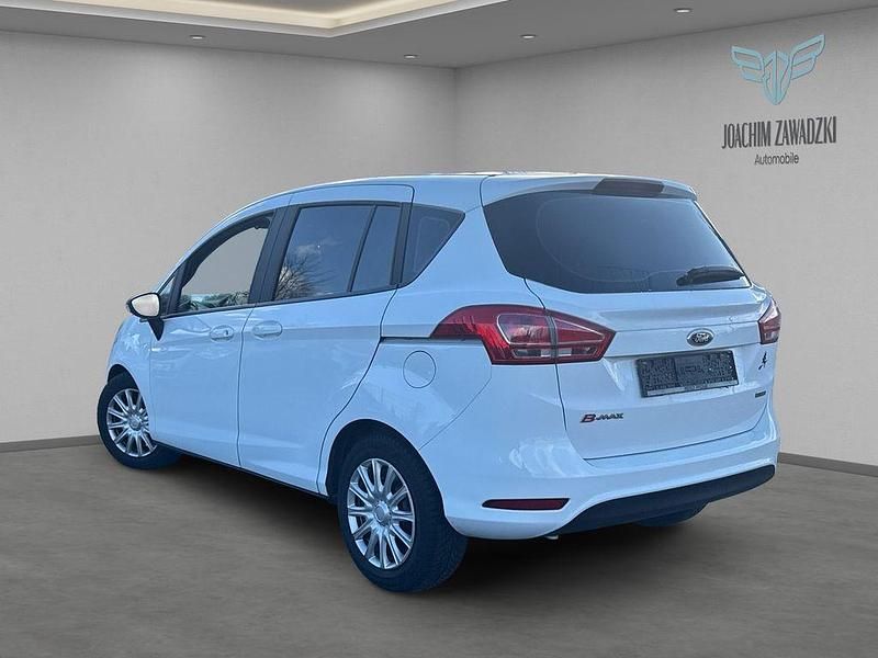 Gebraucht Ford B-MAX Trend 101 PS (74 kW) 2015 Weiß Van / Kleinbus