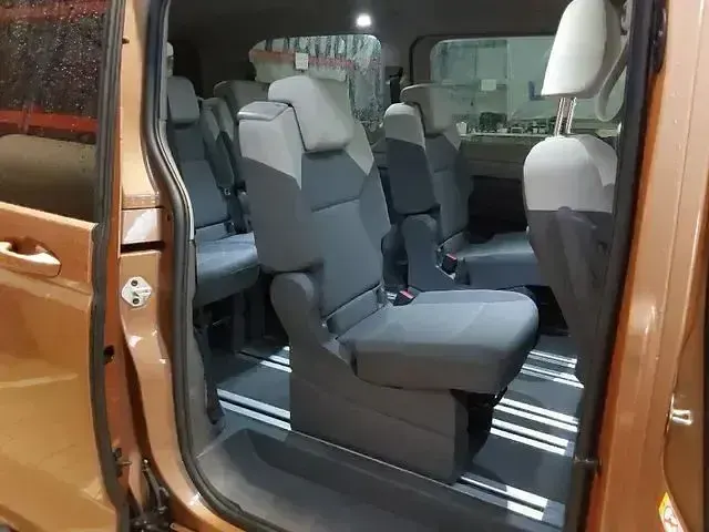 Gebraucht VW Multivan 150 PS (110 kW) 2024 Andere Van / Kleinbus