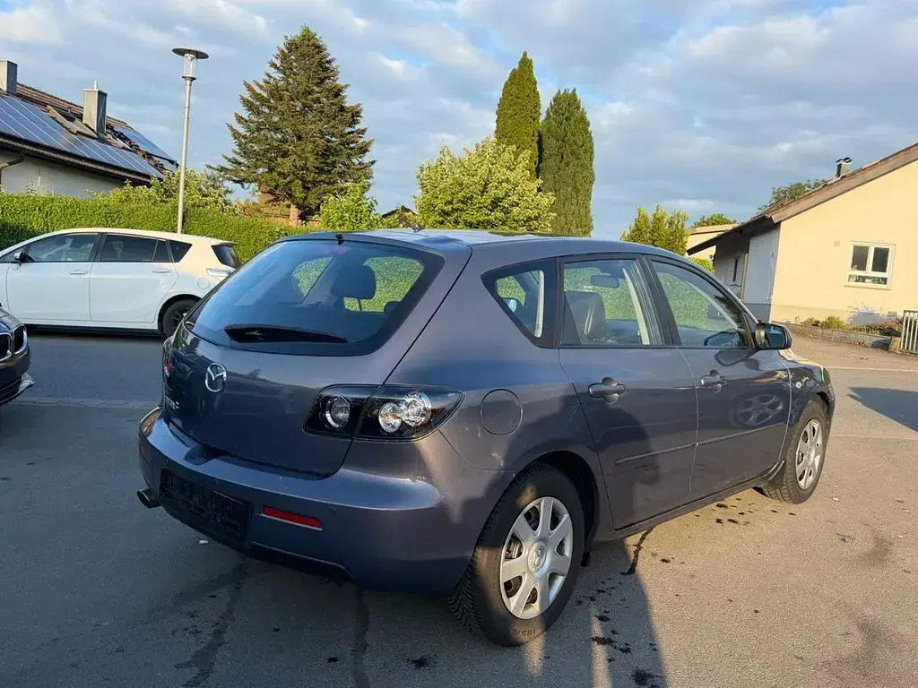 Gebraucht Mazda 3 Active Plus 105 PS (77 kW) 2008 Grau Limousine