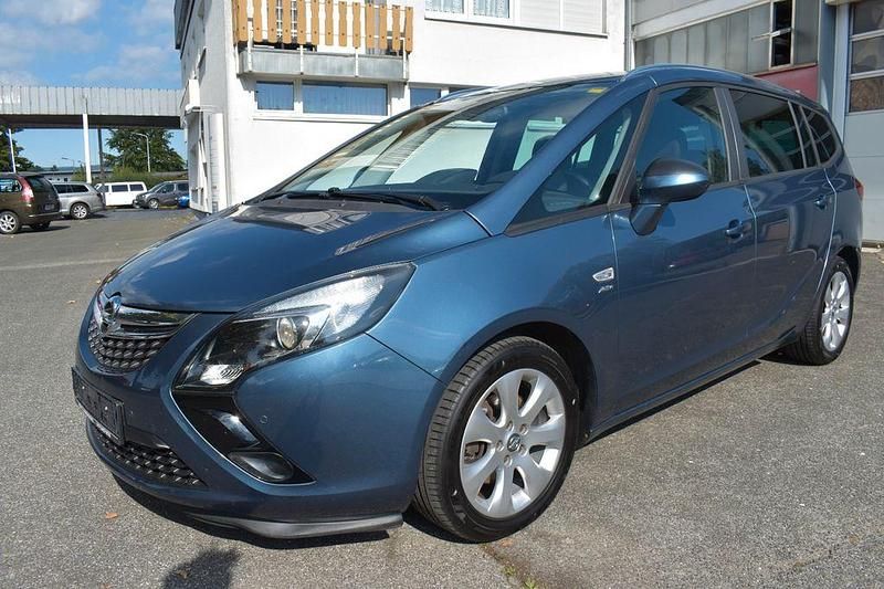 Blau Gebraucht 2013 Opel Zafira Tourer Active Van / Kleinbus | 8.450 € (Fairer Preis) - Bild 1/4