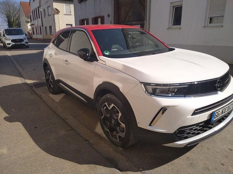 Gebraucht Opel Mokka-e Ultimate 100 kW (136 PS) 2021 Weiß SUV