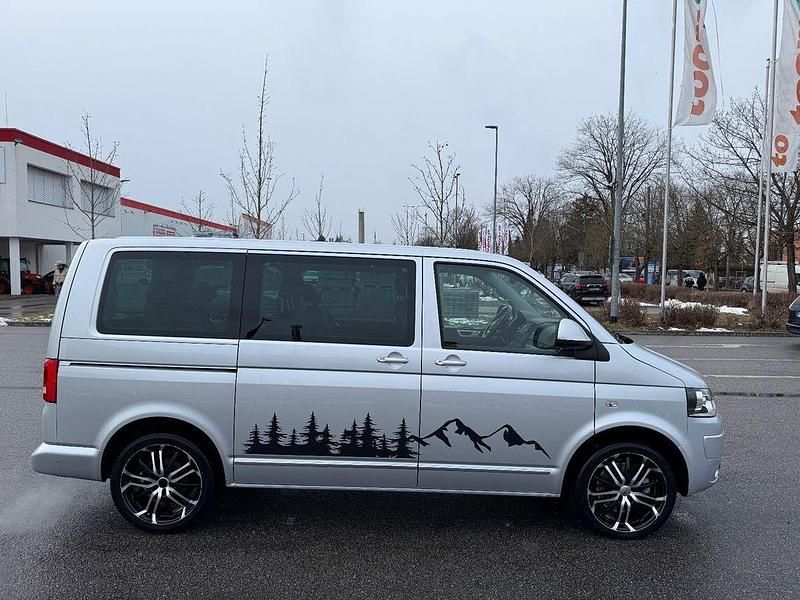 Gebraucht VW Multivan Highline 179 PS (131 kW) 2015 Silber Van