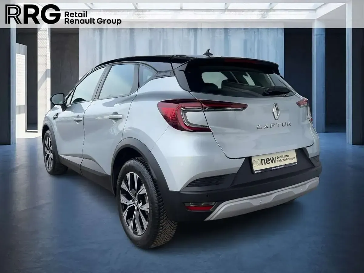 Gebraucht Renault Captur Equilibre 91 PS (66 kW) 2022 Grey kqa black SUV