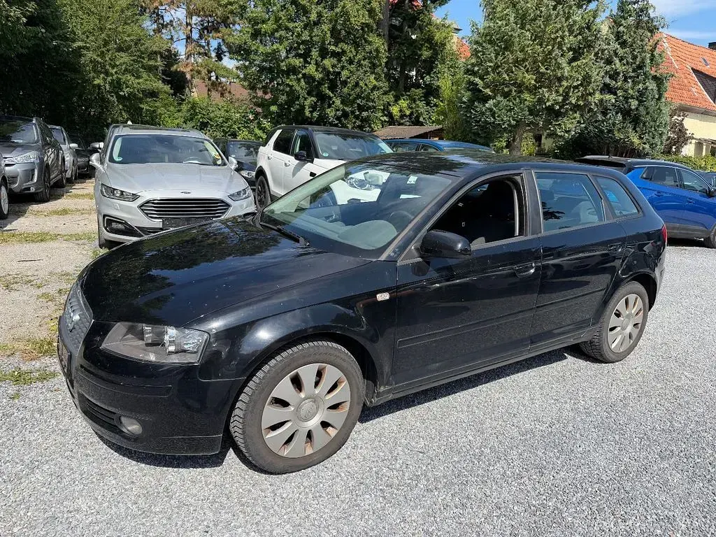 Gebraucht Audi A3 Sportback Attraction 102 PS (75 kW) 2007 Schwarz Kleinwagen