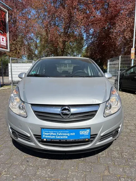 Usata Opel Corsa Basis 80 CV (58 kW) 2008 Argento Utilitaria