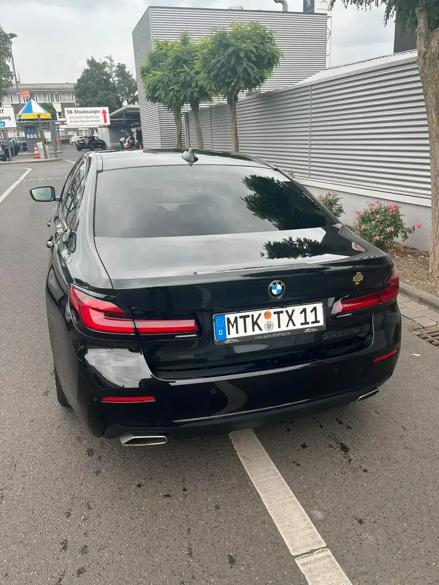 Gebraucht BMW 520 190 PS (139 kW) 2020 Schwarz Limousine