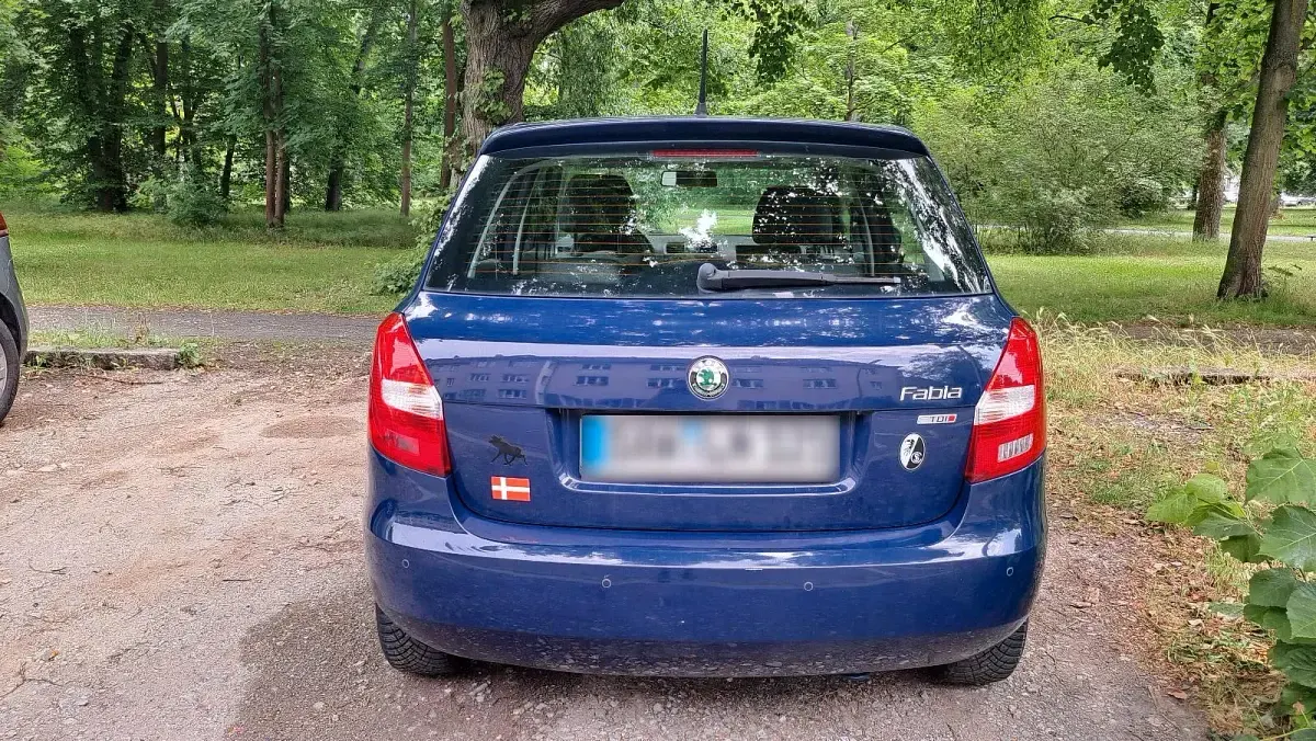 Gebraucht Skoda Fabia Cool Edition 90 PS (66 kW) 2012 Blau Limousine