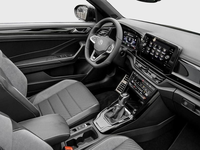 Gebraucht VW T-Roc Cabriolet R-line 150 PS (110 kW) 2025 Deep black perleffekt schwarz Cabrio