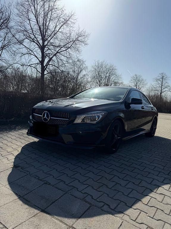 Gebraucht Mercedes 220 170 PS (125 kW) 2013 Schwarz Limousine