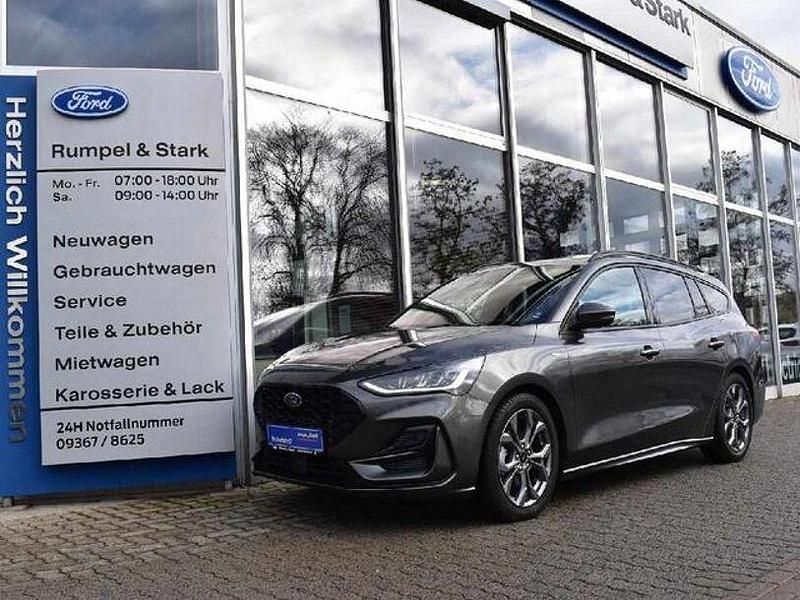 Gebraucht Ford Focus ST-Line 155 PS (114 kW) 2024 Rot