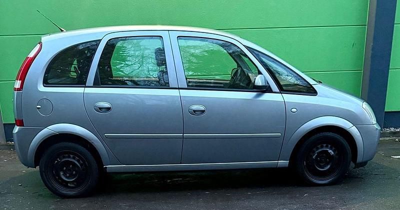 Gebraucht Opel Meriva Edition 101 PS (74 kW) 2005 Silber Van / Kleinbus