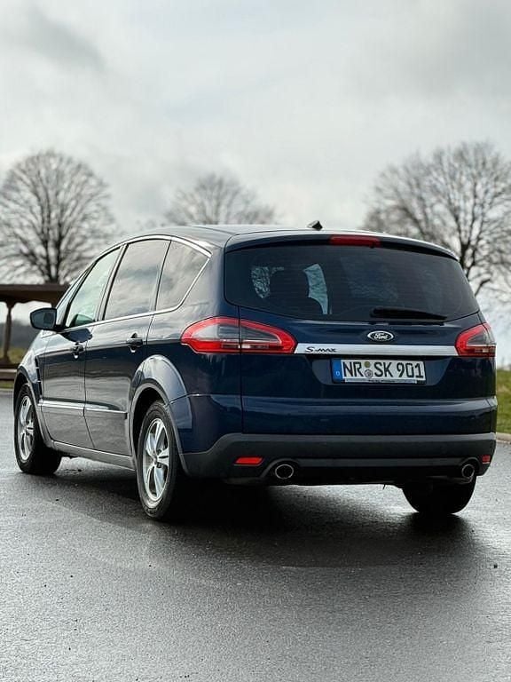 Gebraucht Ford S-MAX Titanium 200 PS (147 kW) 2012 Blau Van / Kleinbus
