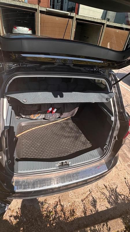 Second-hand Ford C-MAX 150 CP (110 kW) 2012 Negru Monovolum