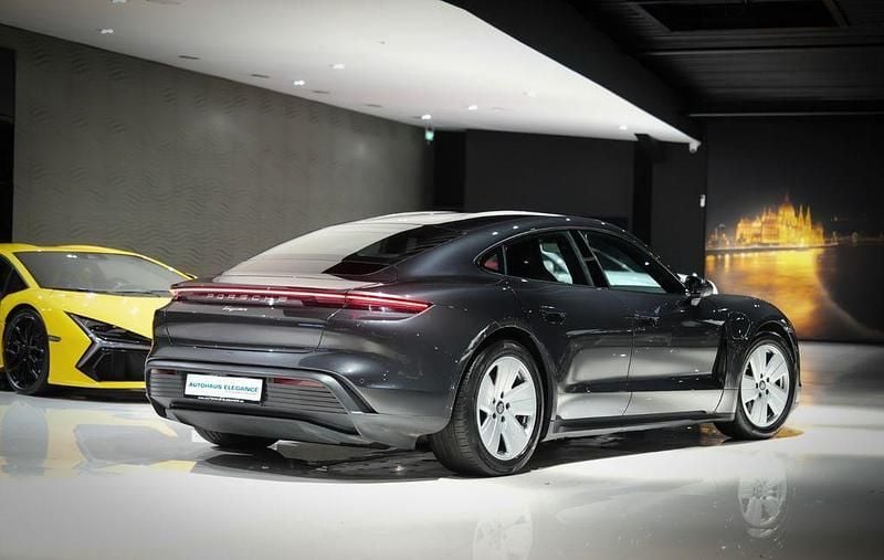 Gebraucht Porsche Taycan Basis 350 kW (476 PS) 2021 Grau Limousine