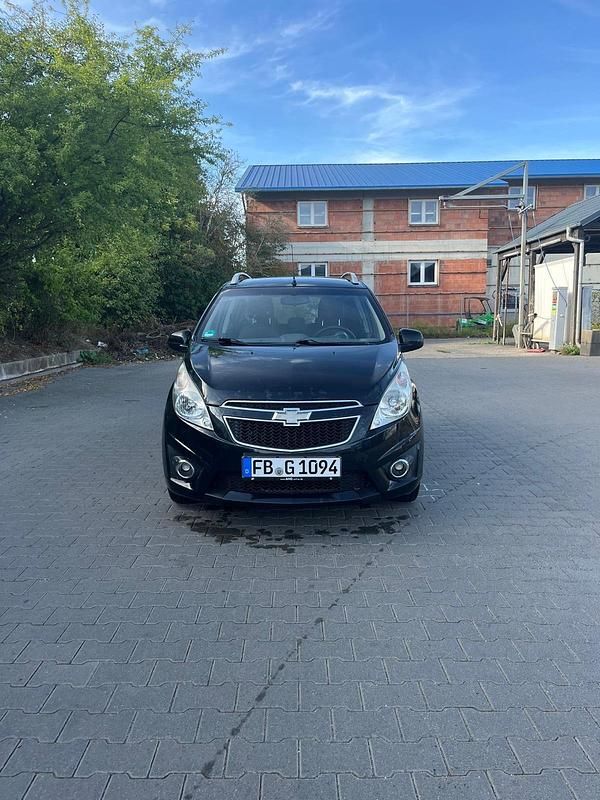 Schwarz Gebraucht 2010 Chevrolet Spark Kleinwagen | 3.900 € (Etwas zu teuer) - Bild 1/4