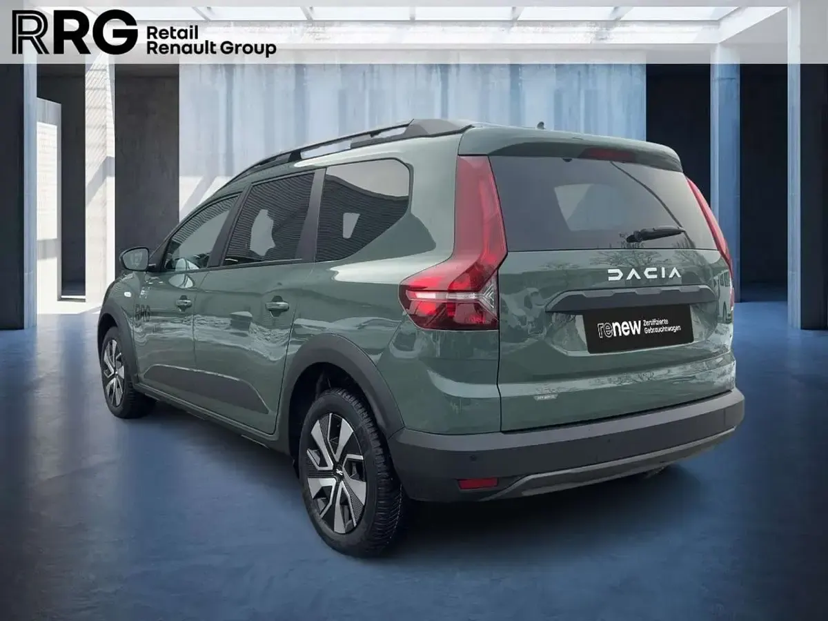 Używany Dacia Jogger Expression 94 KM (69 kW) 2025 Zielony Minivan