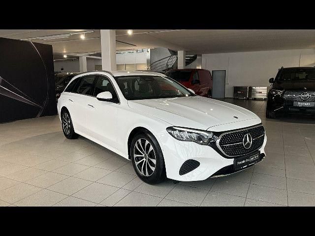 Gebraucht Mercedes E200 204 PS (150 kW) 2024