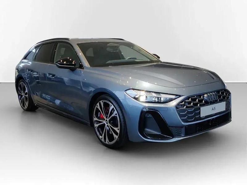 Neu Audi A5 Ambiente 367 PS (269 kW) 2025 Blau Coupé