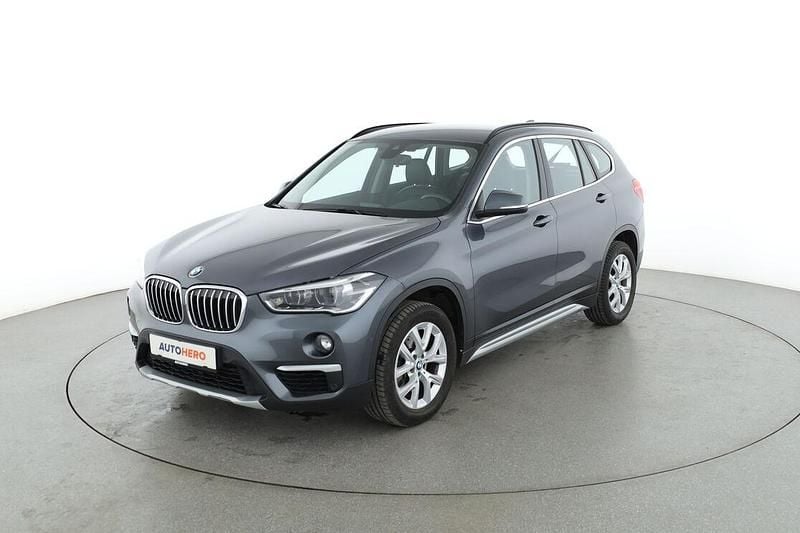 Grau Gebraucht 2019 BMW X1 xLine SUV | 22.090 € (Guter Preis) - Bild 1/3