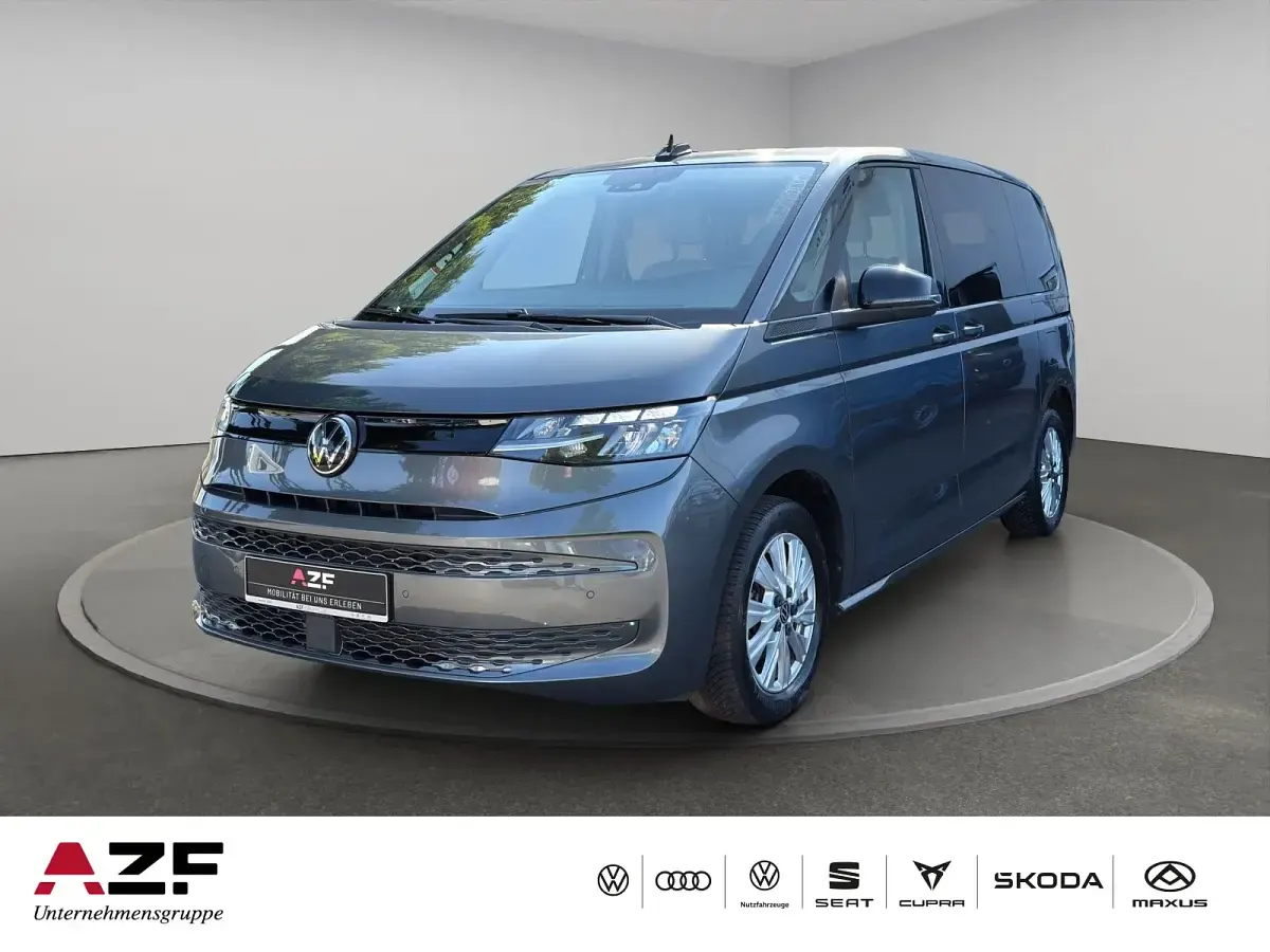 Gebraucht VW Multivan Basis 150 PS (110 kW) 2022 Van / Kleinbus