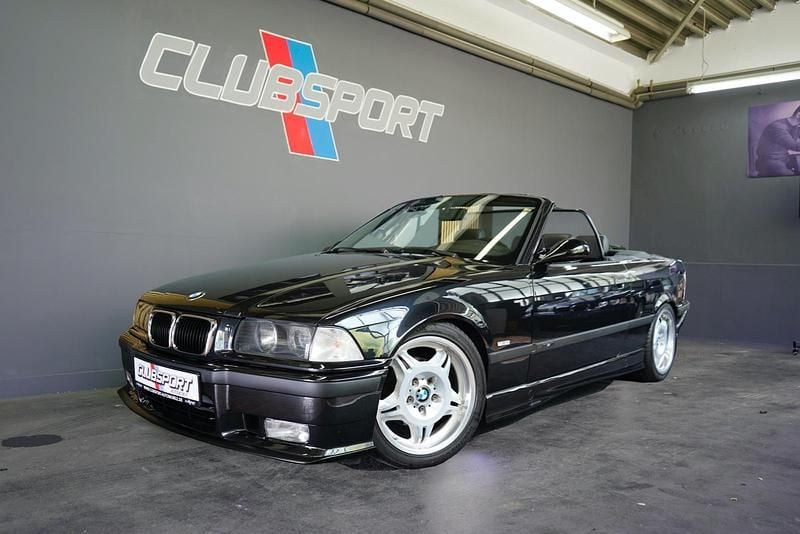 Cosmosschwarz metallic 303 Gebraucht 1997 BMW 328 Cabriolet M Sport Cabrio | 23.990 € - Bild 1/4