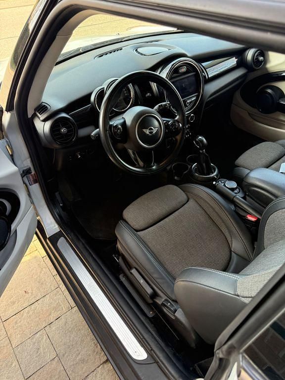 Gebraucht Mini Cooper D 111 PS (81 kW) 2014 Kleinwagen