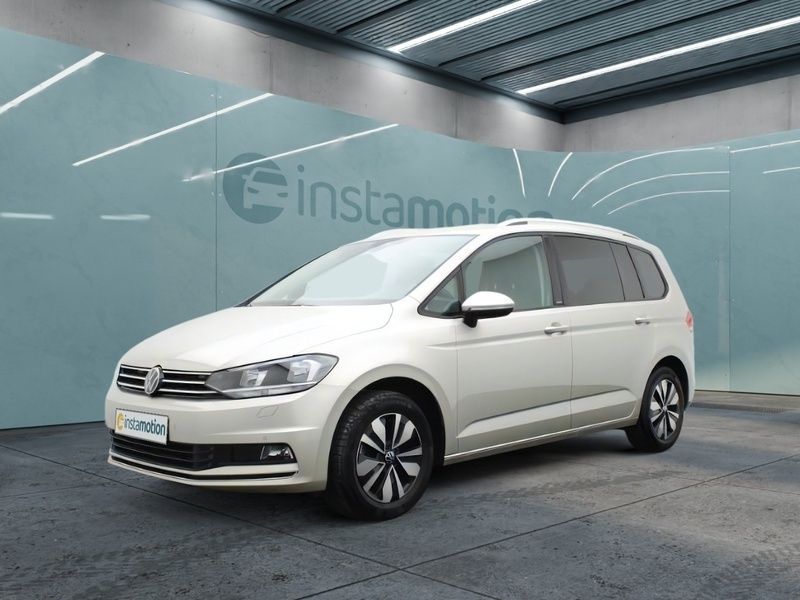 Gebraucht VW Touran S 150 PS (110 kW) 2024 Silber Van / Kleinbus