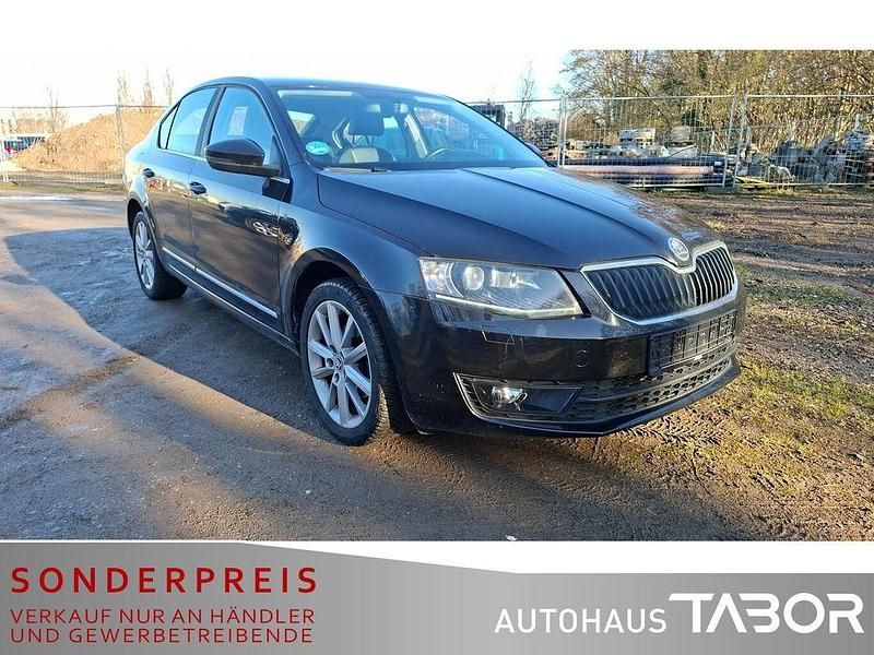 Gebraucht Skoda Octavia Elegance 140 PS (102 kW) 2013 Schwarzmagic perleffekt Limousine