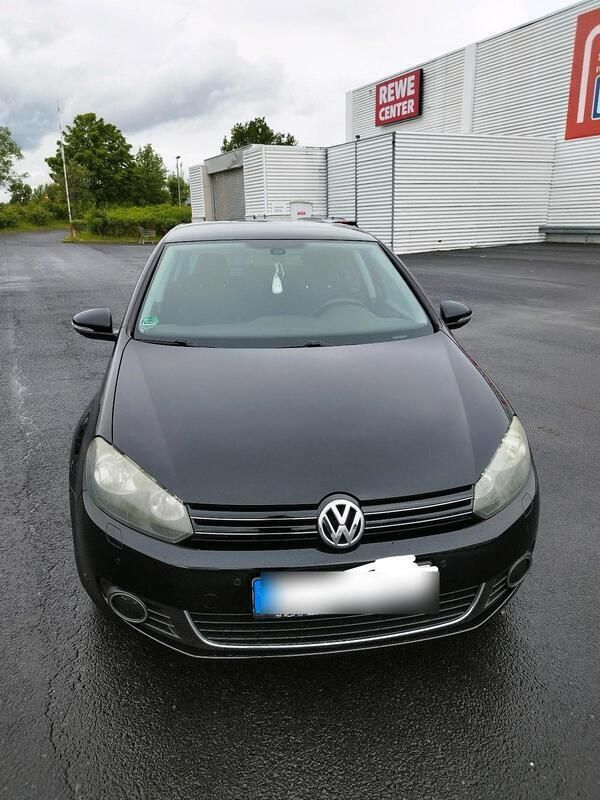 Schwarz Gebraucht 2011 VW Golf VI Limousine | 7.700 € (Teuer) - Bild 1/4