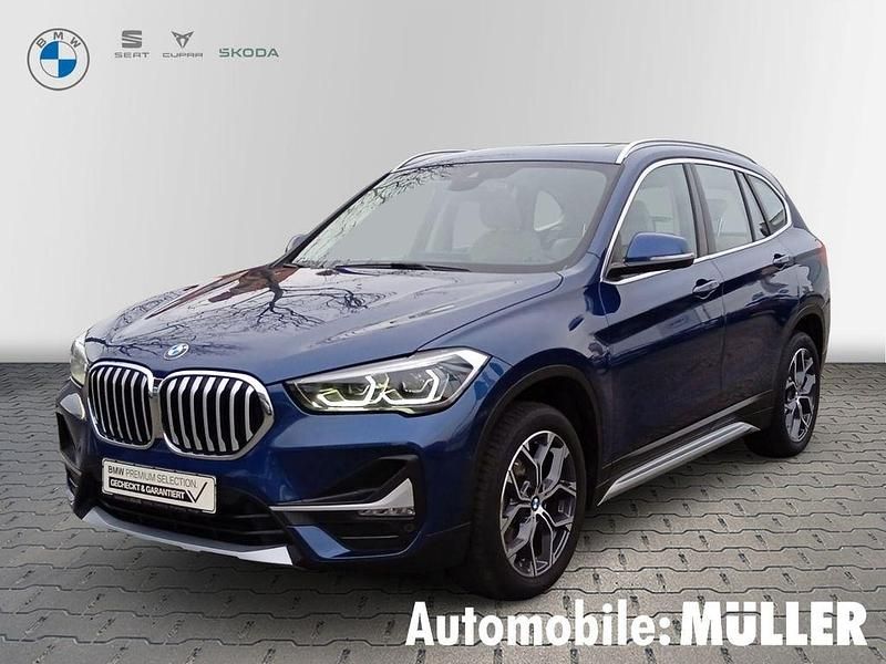 Blau Gebraucht 2021 BMW X1 xLine SUV | 25.950 € (Fairer Preis) - Bild 1/4