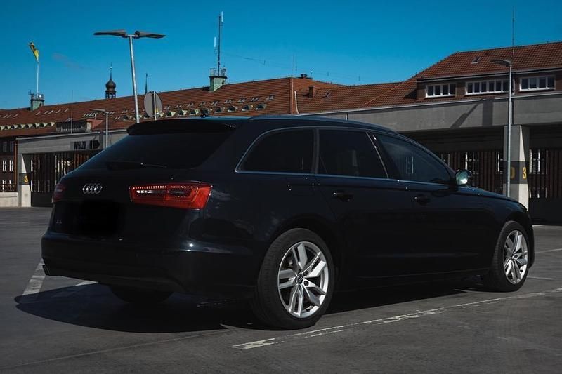Gebraucht Audi A6 177 PS (130 kW) 2014 Grau Kombi