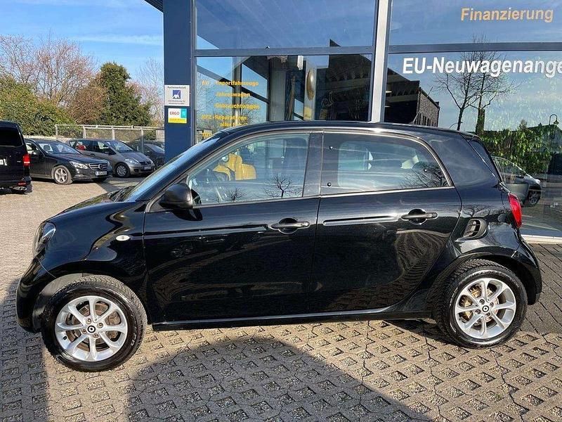 Gebraucht Smart ForFour 71 PS (52 kW) 2015 Schwarz Kleinwagen