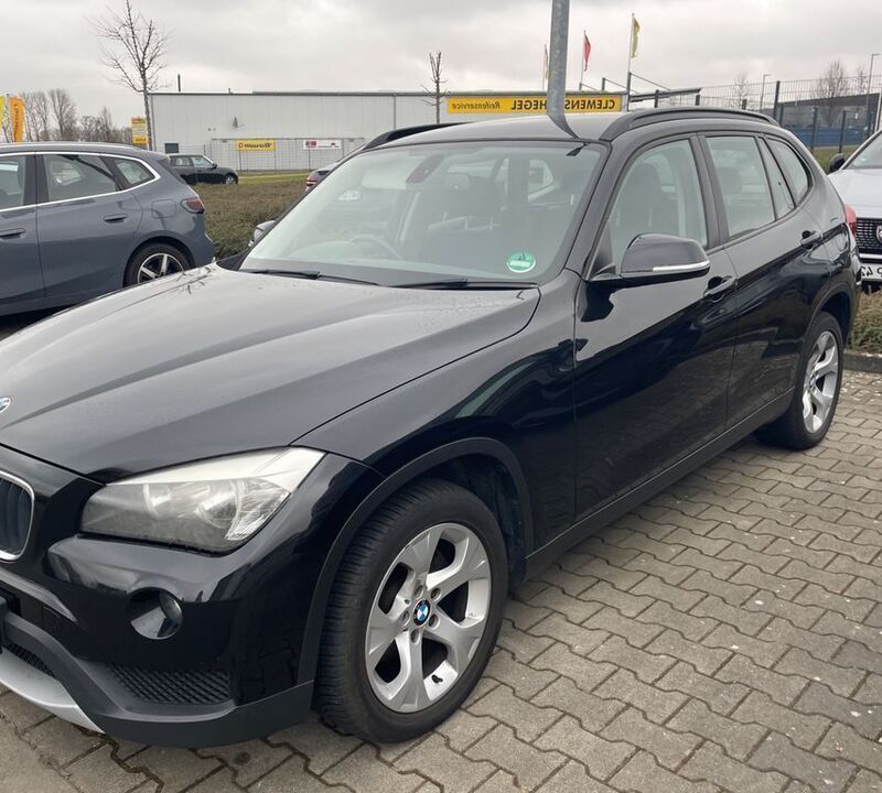 Schwarz Gebraucht 2013 BMW X1 SUV | 8.900 € (Guter Preis) - Bild 1/4