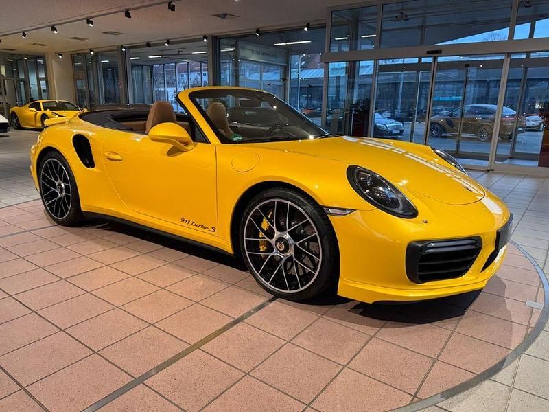 Gebraucht Porsche 991 581 PS (427 kW) 2018 Gelb Cabrio