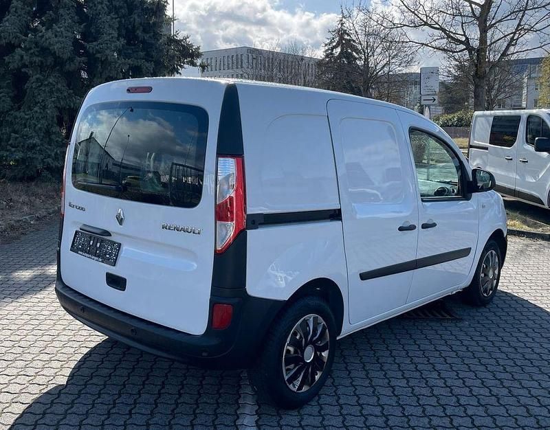 Gebraucht Renault Kangoo Basis 95 PS (69 kW) 2020 Weiß Van / Kleinbus