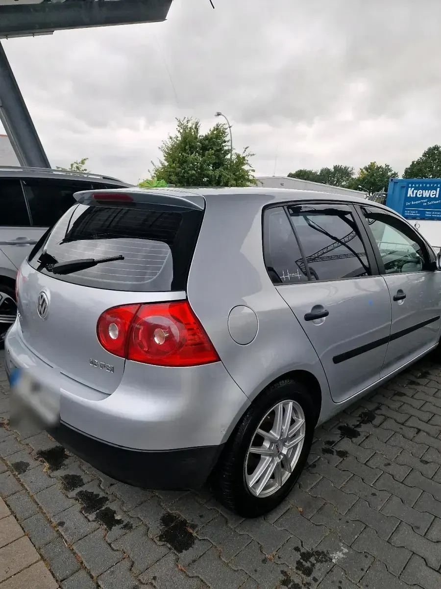 Gebraucht VW Golf V 116 PS (85 kW) 2004 Grau Kleinwagen