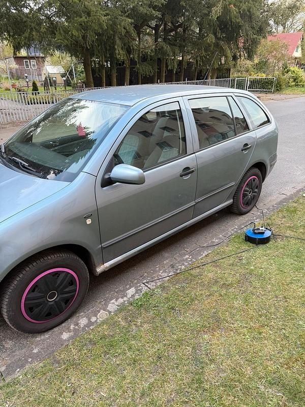 Second-hand Skoda Fabia 100 CP (73 kW) 2003 Albastru Break