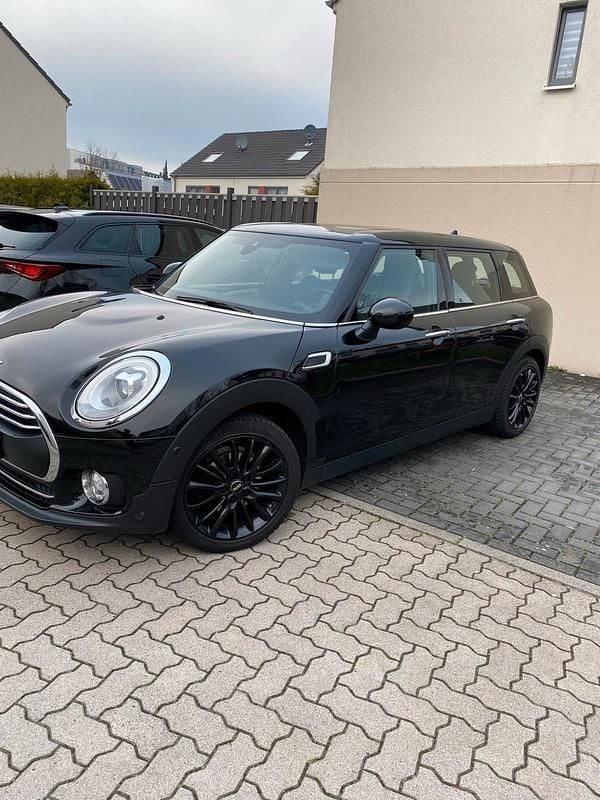 Schwarz Gebraucht 2017 Mini Clubman Kombi | 11.000 € - Bild 1/4